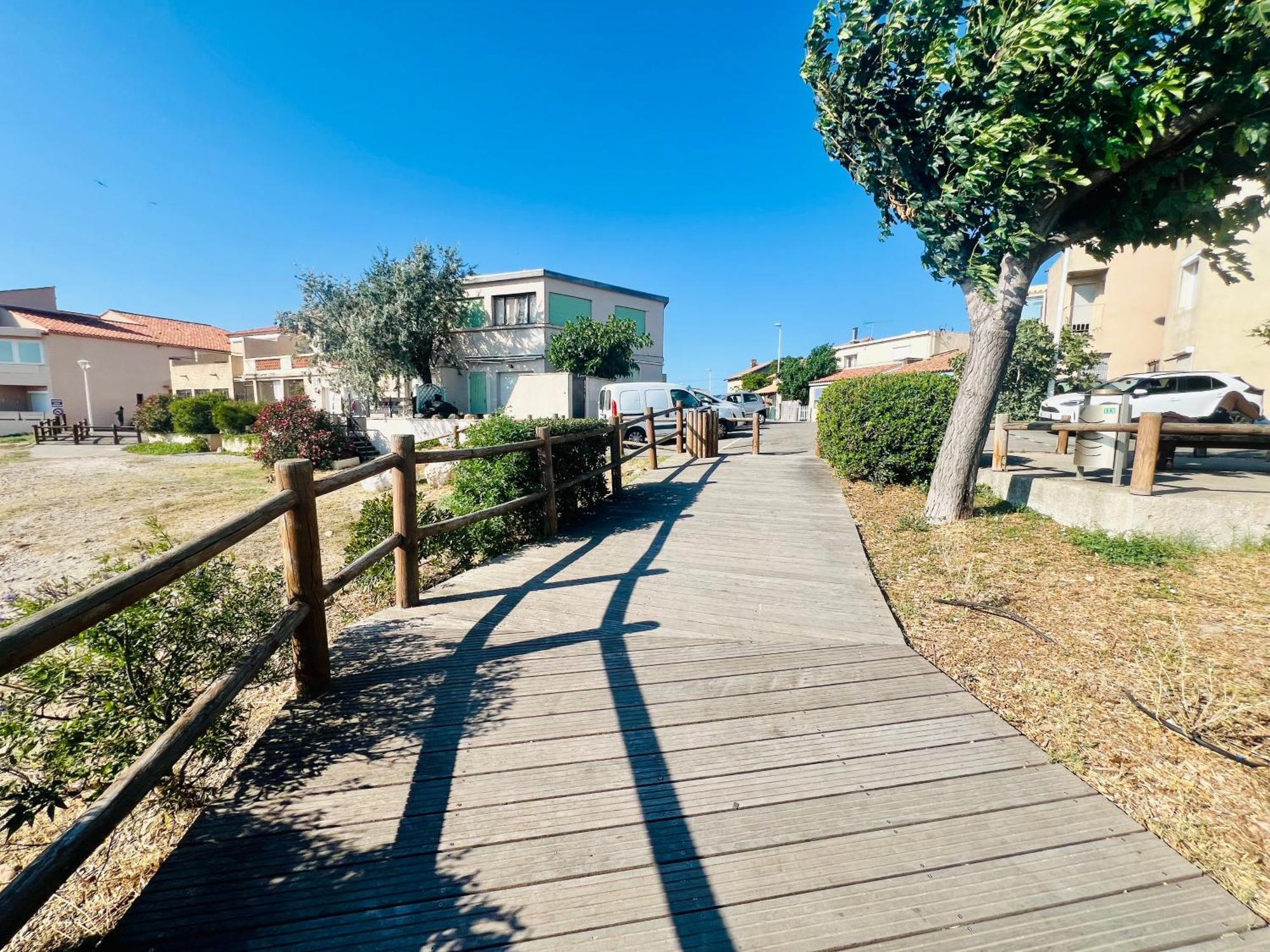 Le Coin De Mer 2, Bord De Mer, Plage 30M, Cosy, Clim, Wifi, 4 Personnes Fos-sur-Mer Extérieur photo
