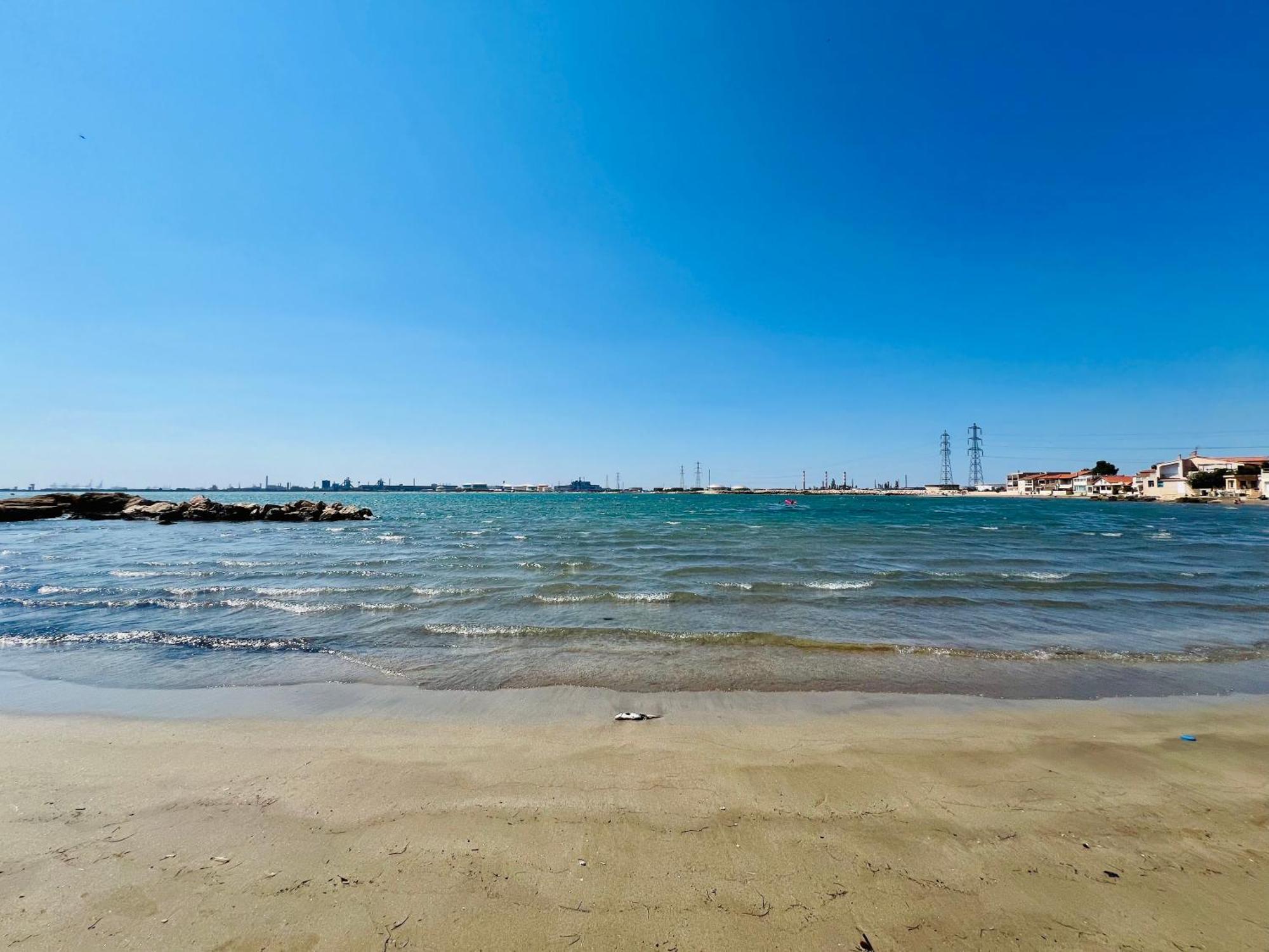 Le Coin De Mer 2, Bord De Mer, Plage 30M, Cosy, Clim, Wifi, 4 Personnes Fos-sur-Mer Extérieur photo